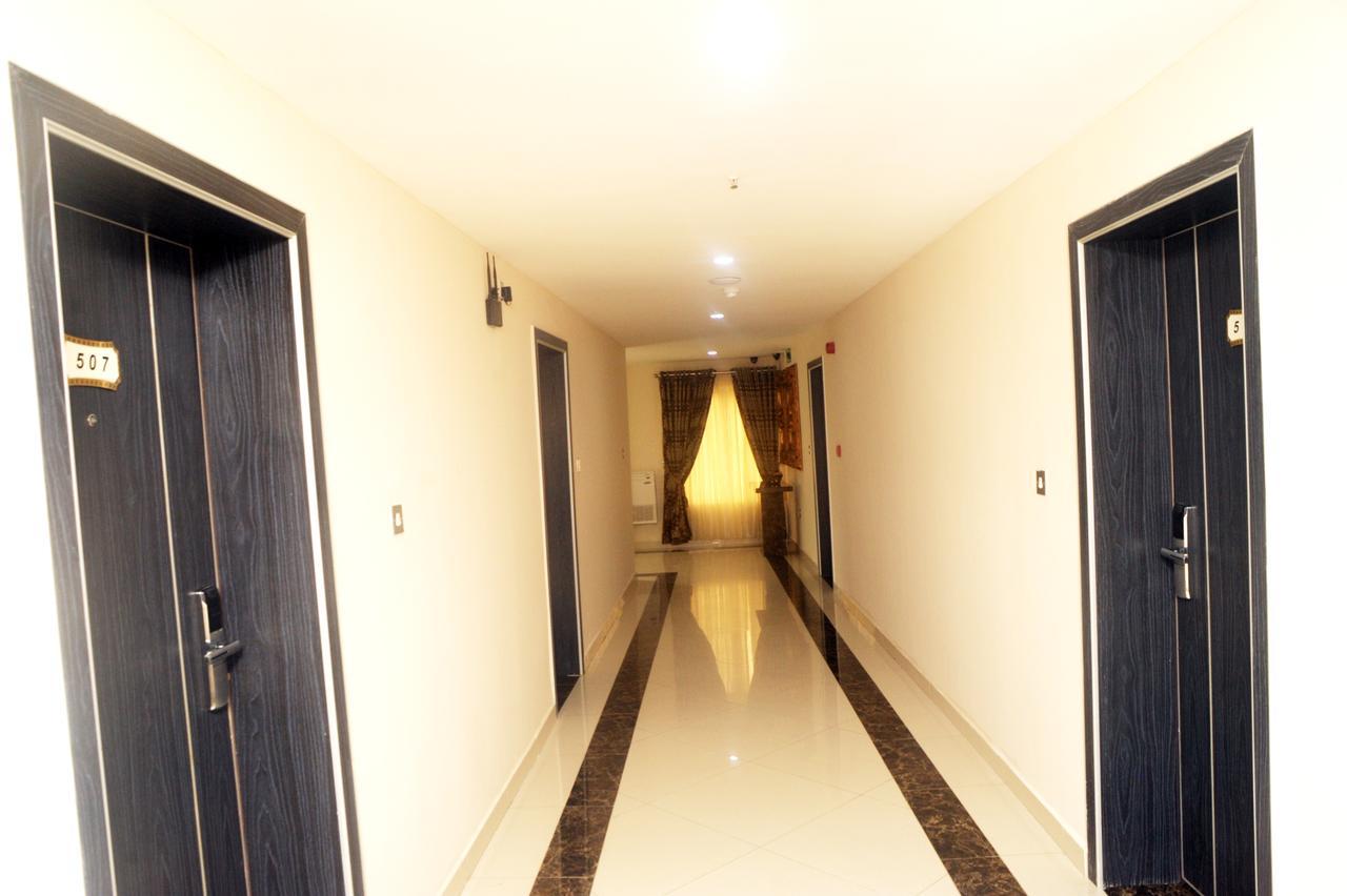 H210 Hotel Aliayabiagba Kültér fotó