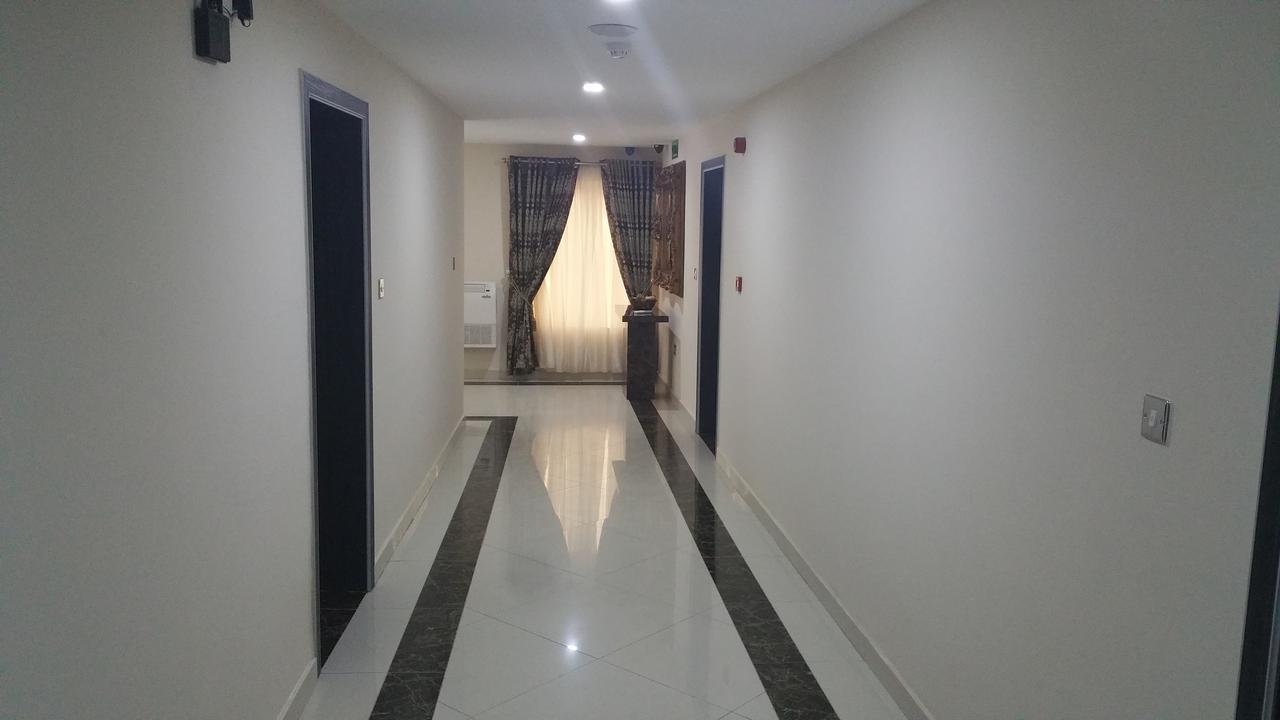 H210 Hotel Aliayabiagba Kültér fotó