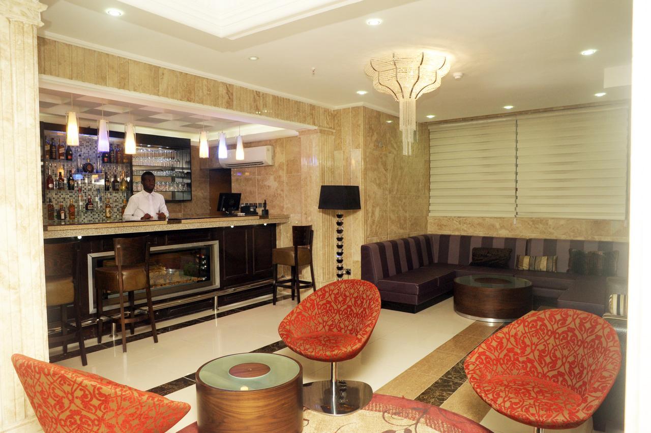 H210 Hotel Aliayabiagba Kültér fotó