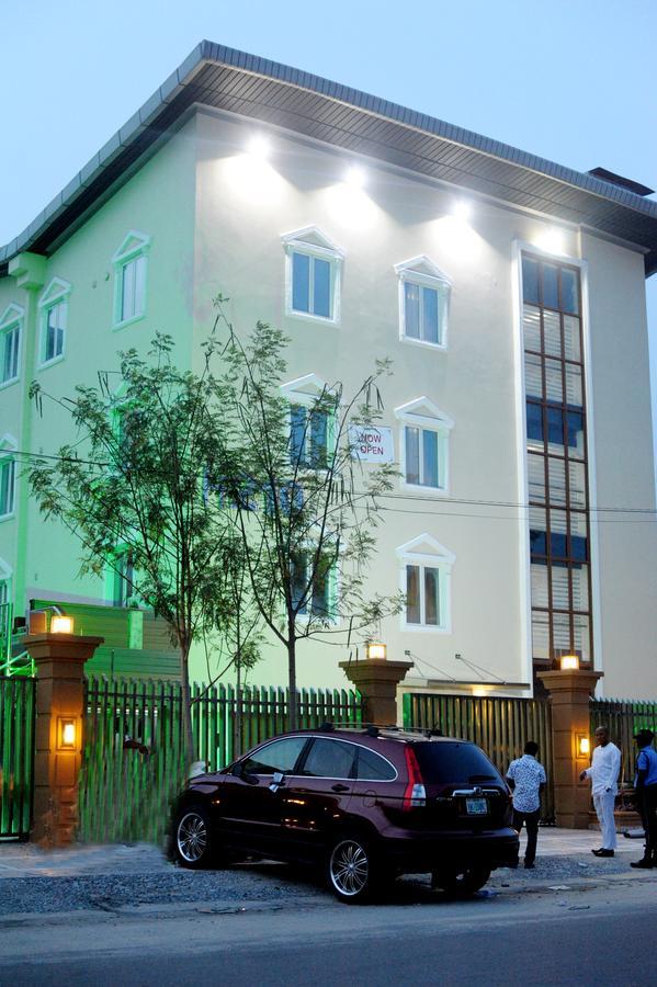 H210 Hotel Aliayabiagba Kültér fotó