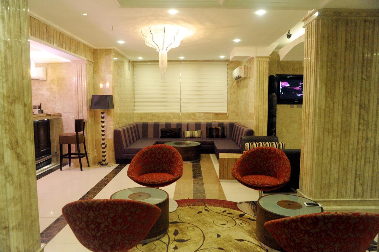 H210 Hotel Aliayabiagba Kültér fotó