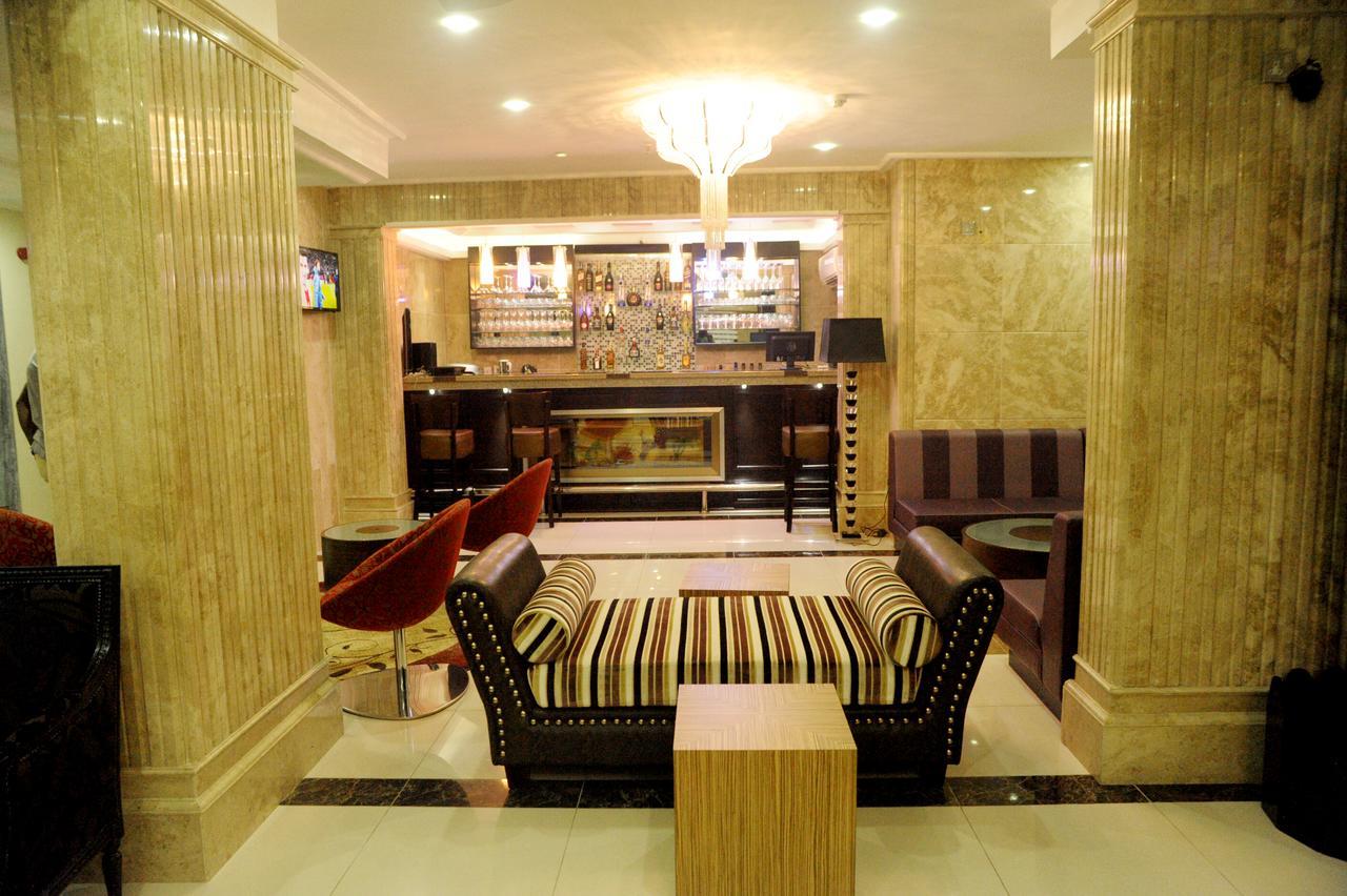 H210 Hotel Aliayabiagba Kültér fotó