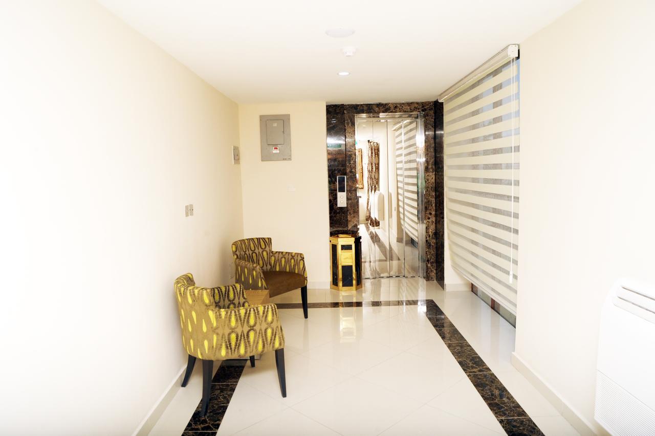 H210 Hotel Aliayabiagba Kültér fotó